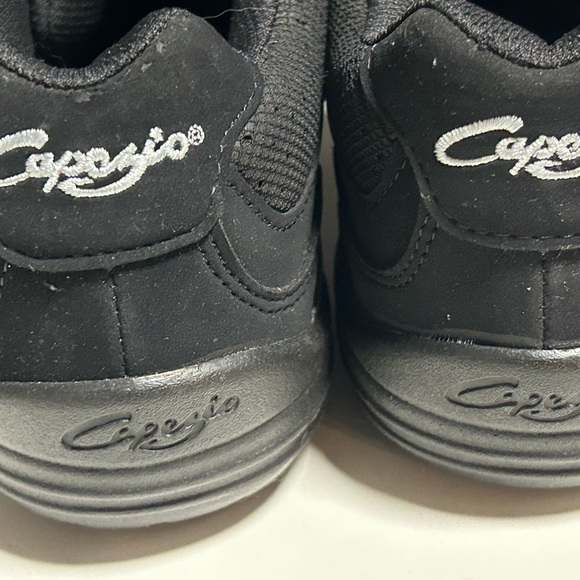 COPY - CAPEZIO jazz black dance shoes in like new condition size 7.5 - Picture 4 of 8